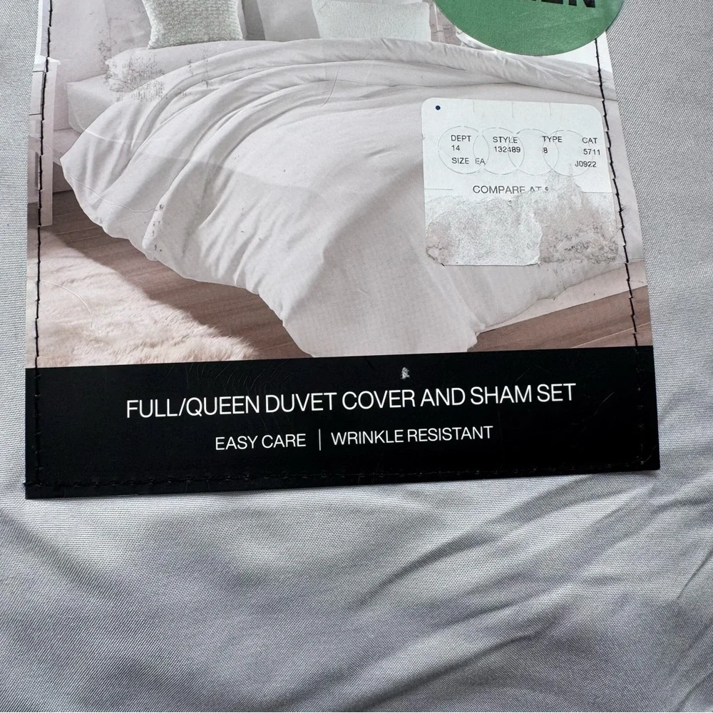 New DKNY Full/Queen Duvet Cover and Sham Set Soft Comfort Light Gray